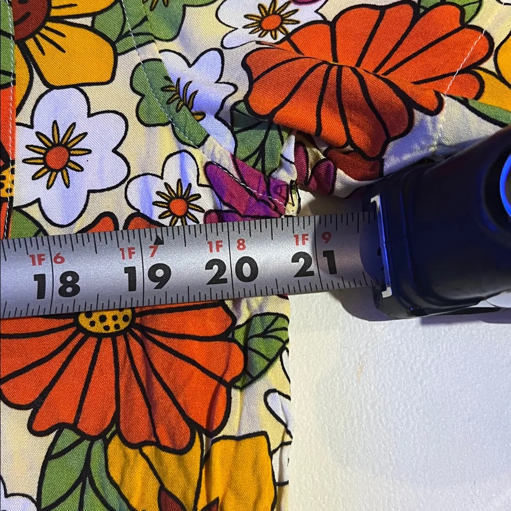 Massive Daisy retro button up shirt size M. 60’s, hippy, colorful, happy,floral Orange Size M - Image 11