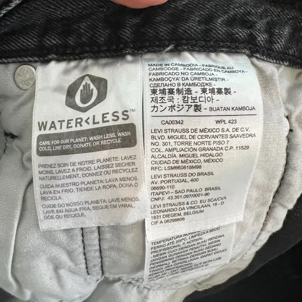 Levi's 501 Black Destroyed Frayed Denim Shorts - Image 12