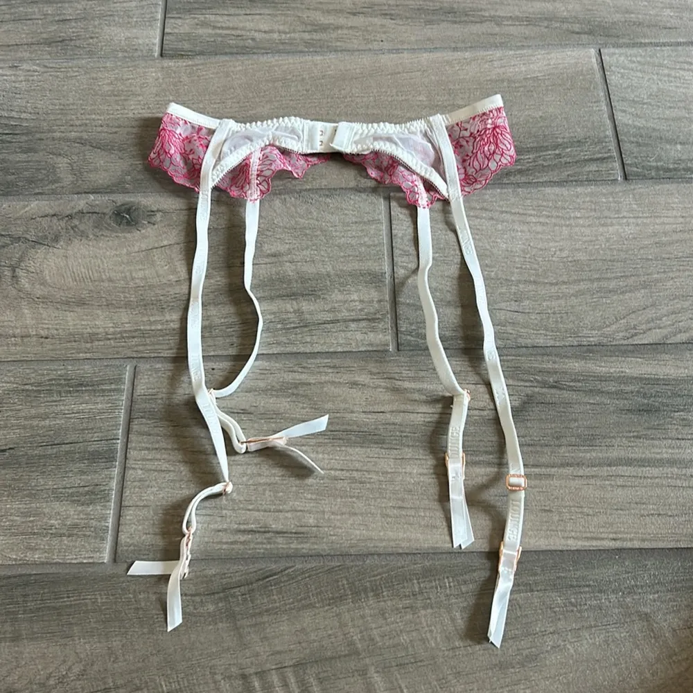 Lounge lace garter belt - Image 4