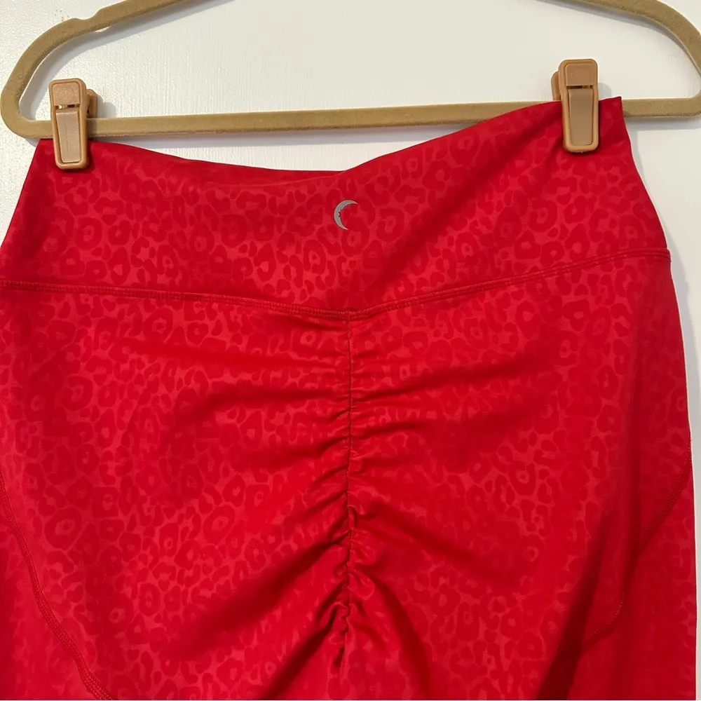 ZYIA Light N Tight Cross Front Red Tonal Animal Print Crop Legging - Image 3