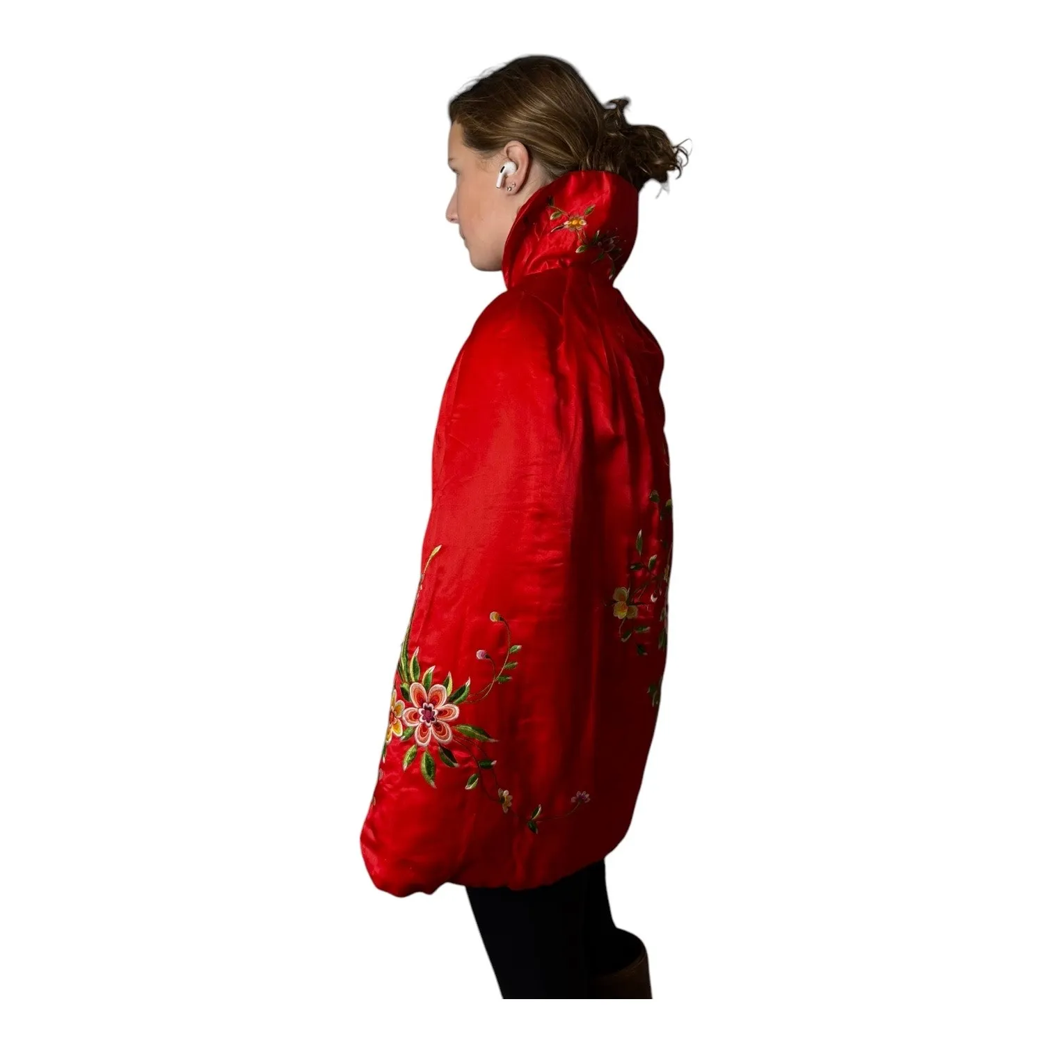 Vintage Red Silk Embroidered Padded Cape with Floral Satin Stitch Detail small - Image 3