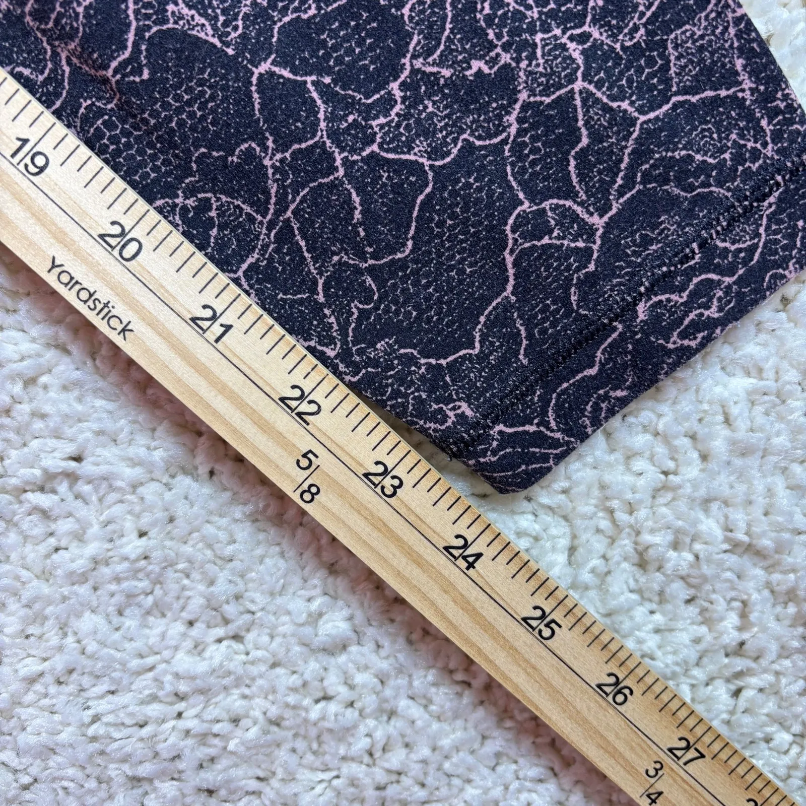 Lululemon Size 6 Black Pink Lace Print Align High Rise Leggings Yoga Pants - Image 6
