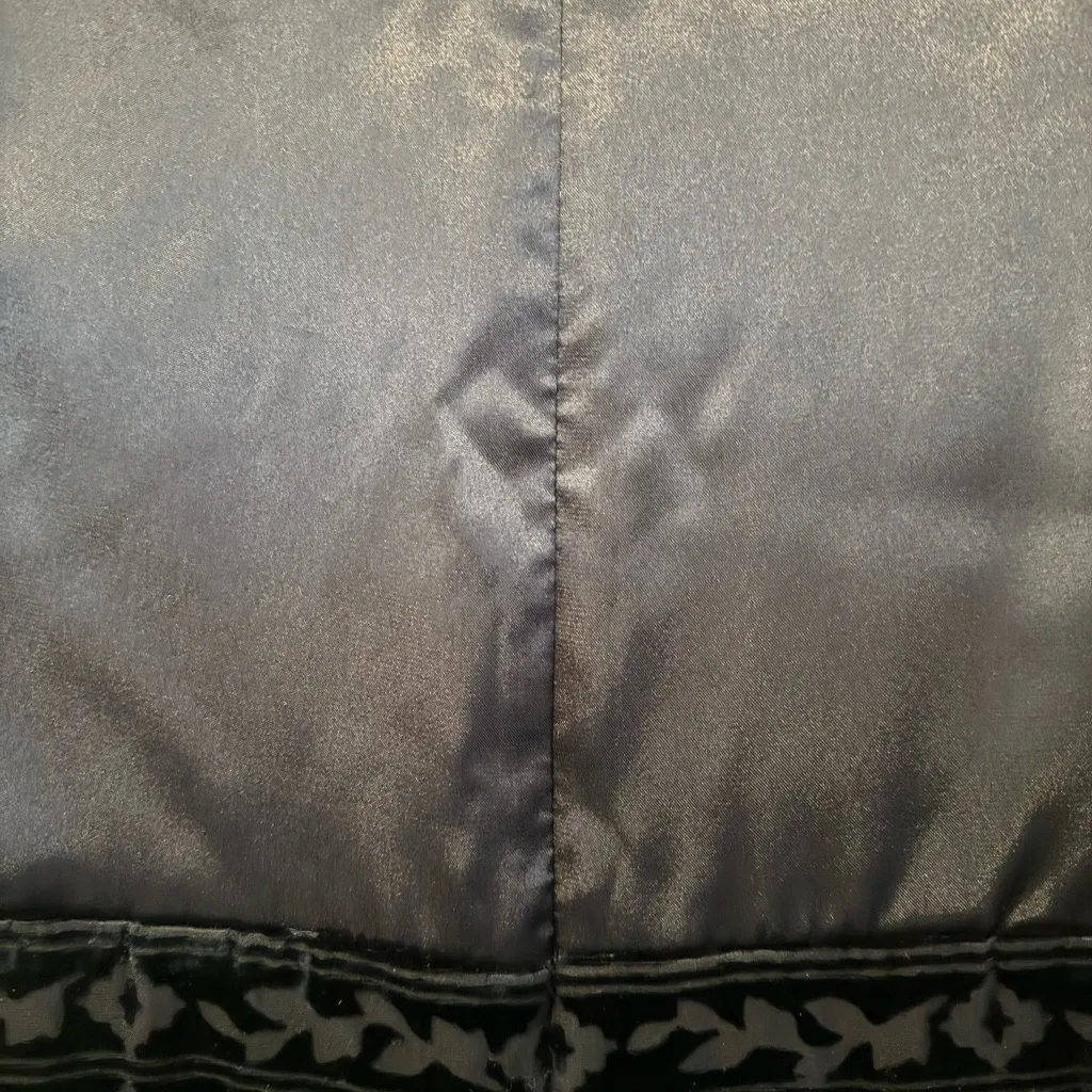 Guess by Marciano Black Dress bell sleeves velour pattern on skirt and waist - Image 7