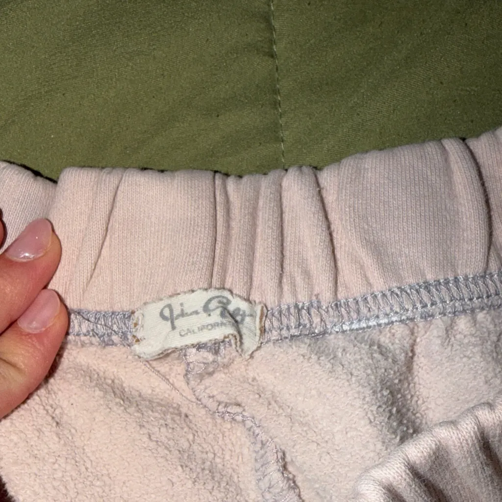 Brandy Melville Pink Shorts - Image 4