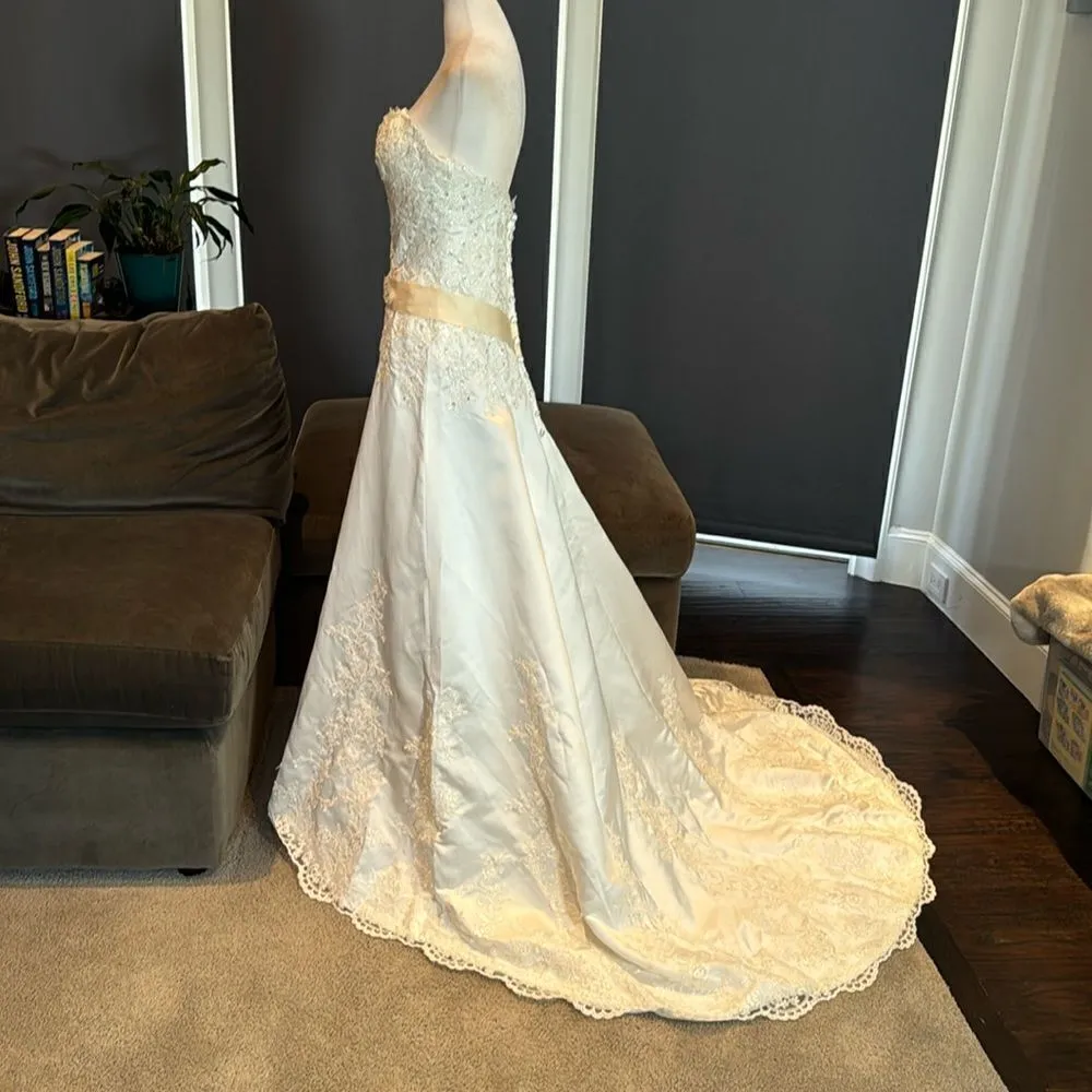 Women’s White Wedding Dress Zip Up Back Train Size 4 NWT White - Image 7