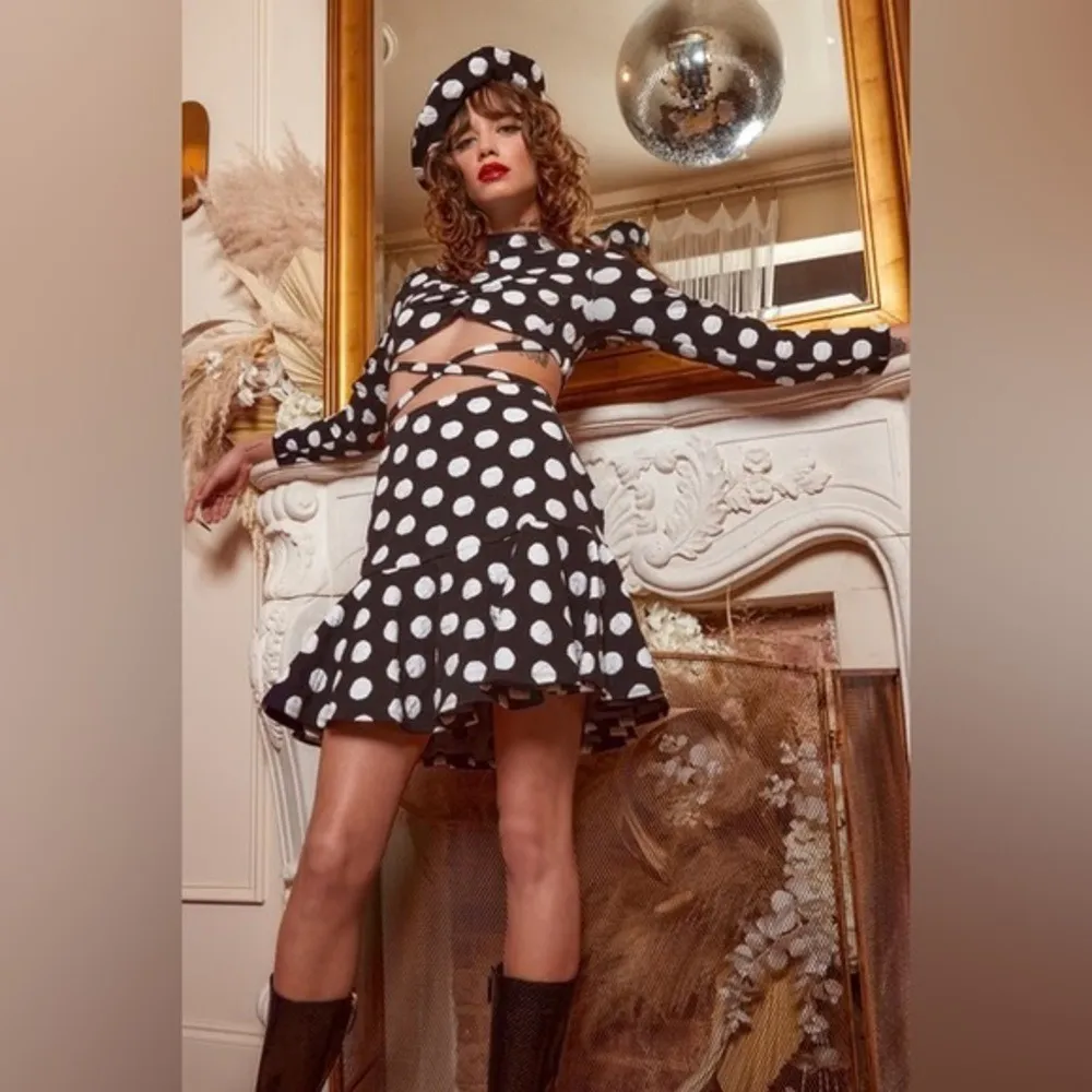 Autumn Adeigbo‎ Bianca Cropped Underwire Polka Dot Wrap Long Sleeve Top Sz 8 Black - Image 2