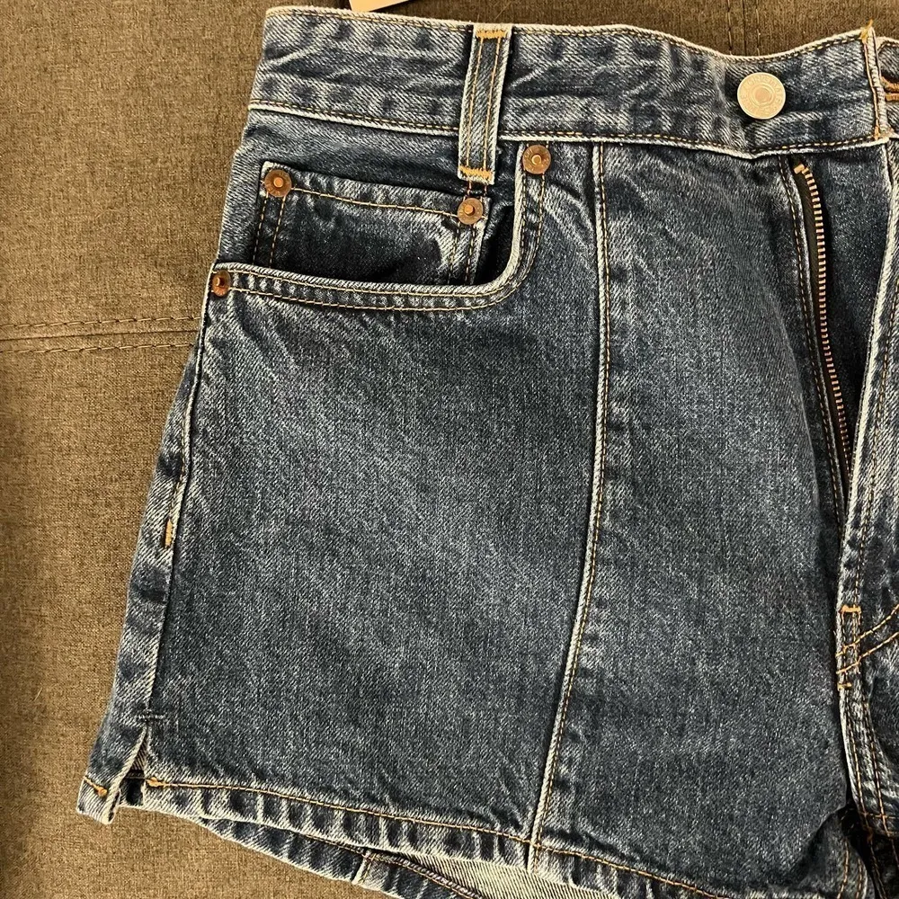 Re/done x Solid and Striped Women's NWT Pintuck Denim Shorts 70s size 30 - Image 8