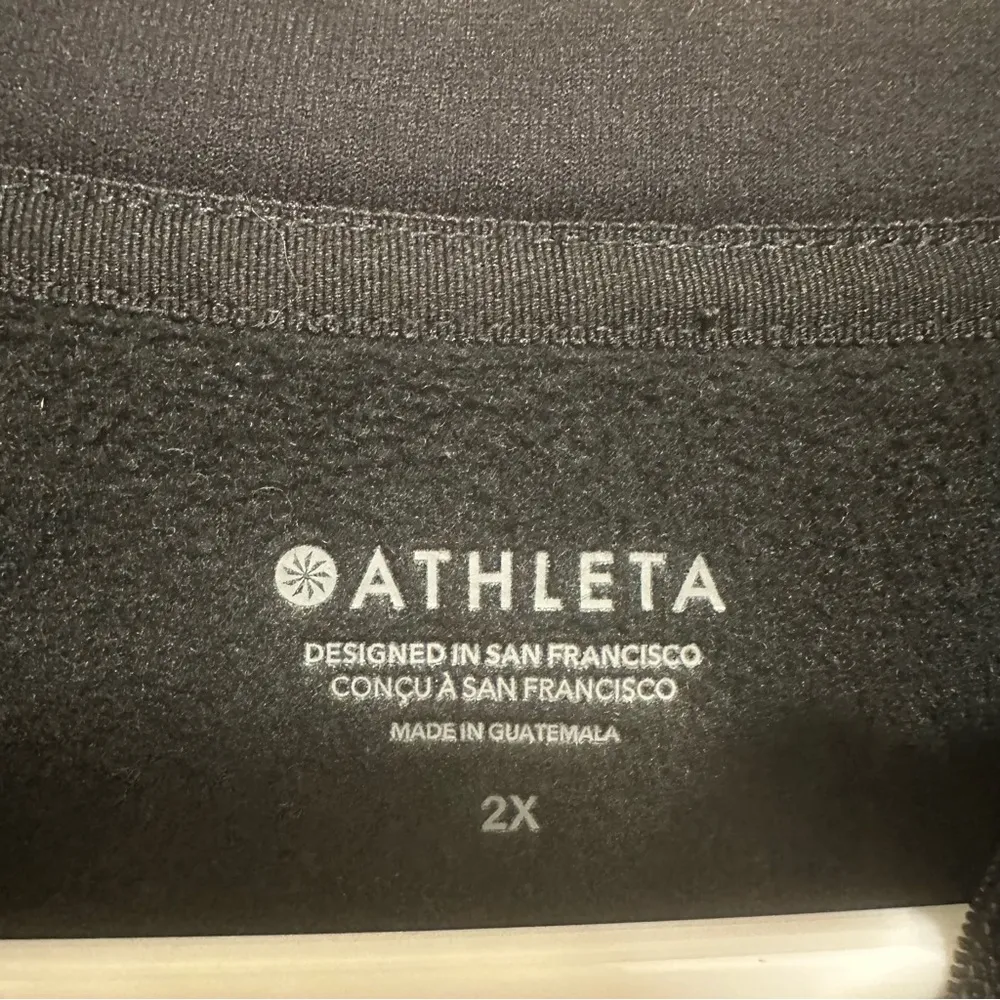 Athleta Altitude Polartec Half Zip Sweatshirt with zip pockets Black Size 2X - Image 8