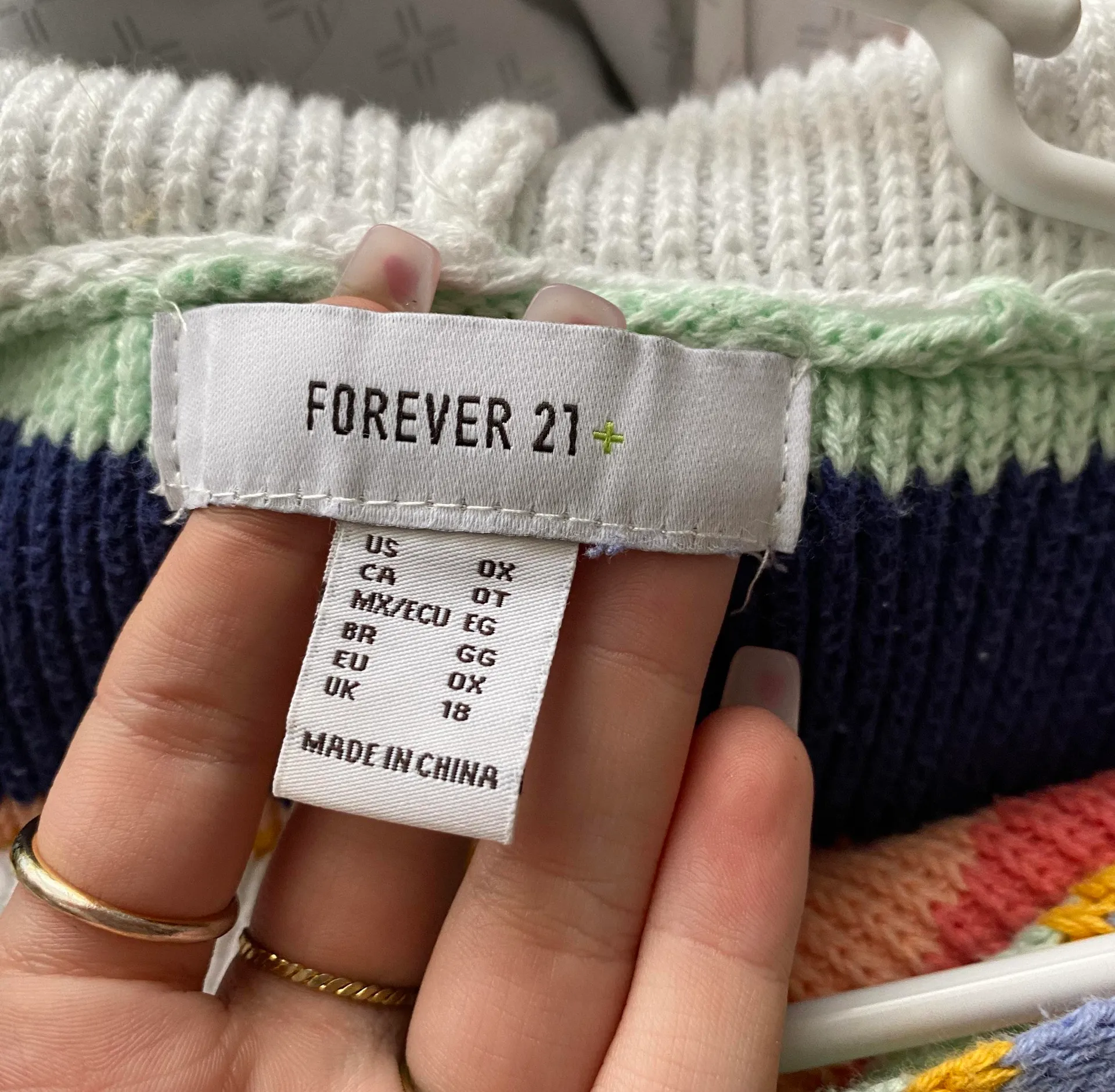 Forever 21 Oversized Sweater/Hoodie - Image 3