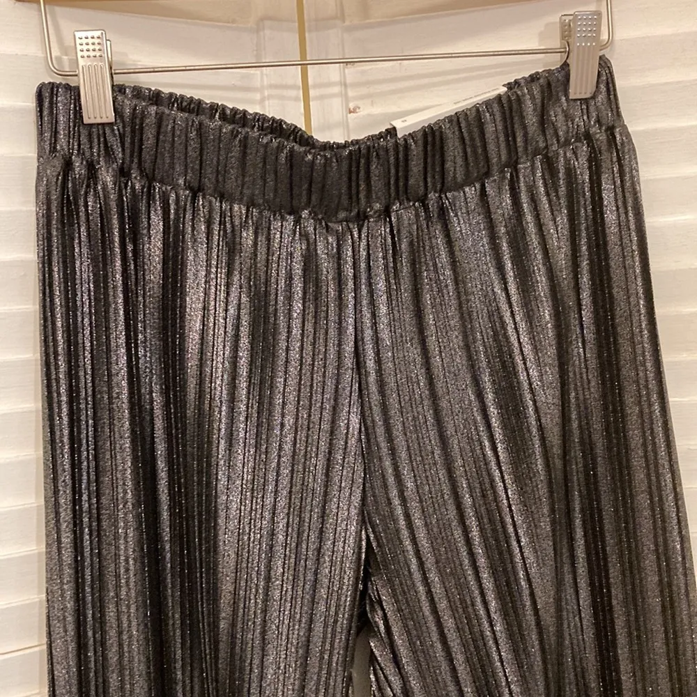 NWT Ann Taylor Black and silver Metallic size XS The Pleated Wide Leg Pants - Image 3