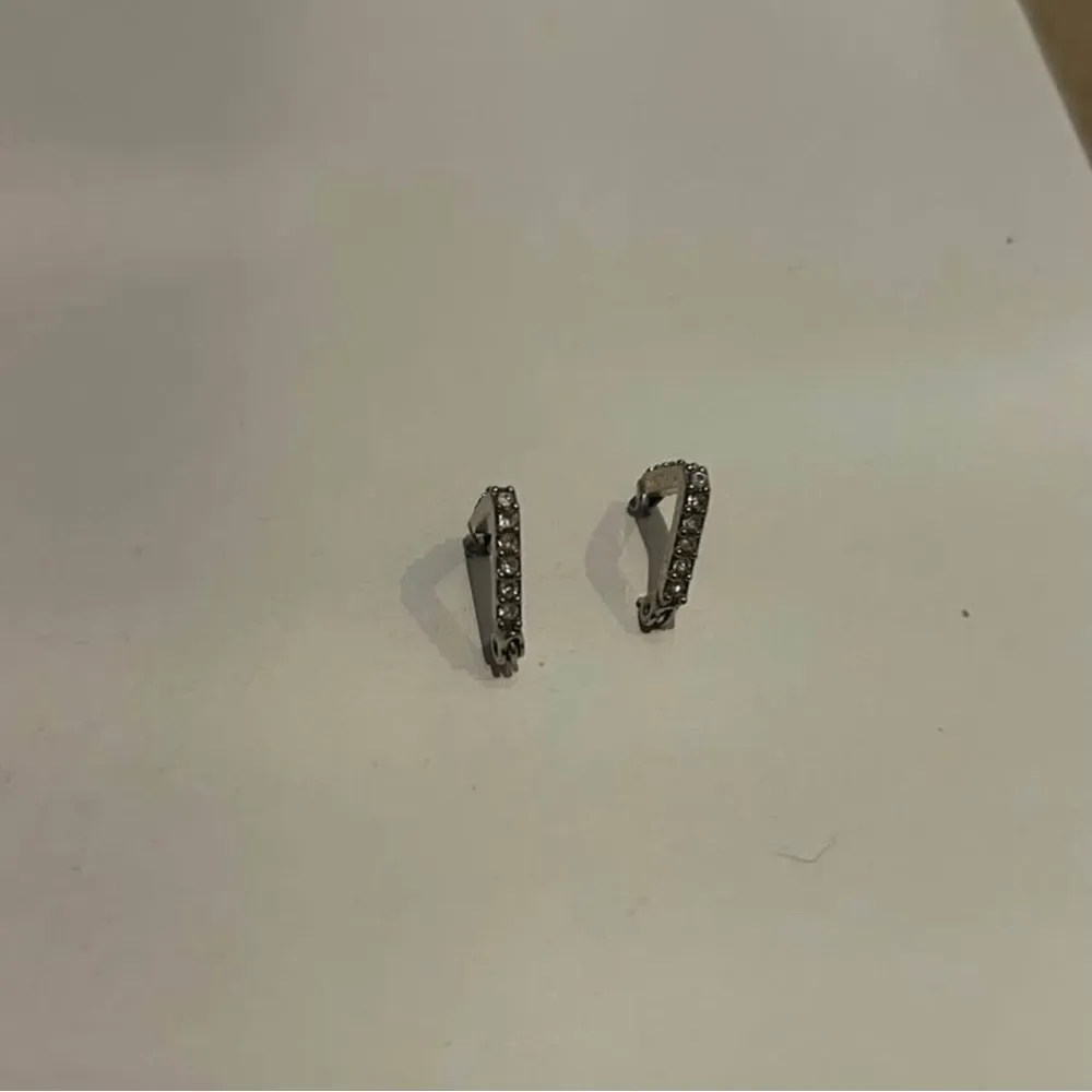 Sparkling Silver Triangle Earrings - Image 2