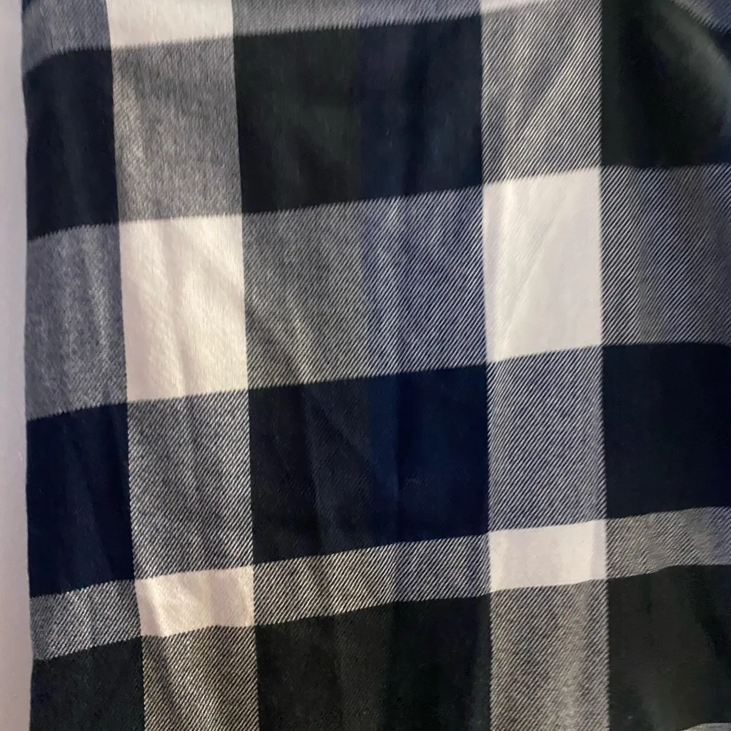 Plush Brand Womens Scarf Plaid Flannel Blue Black White 70”L X 28”W 70x28 - Image 2