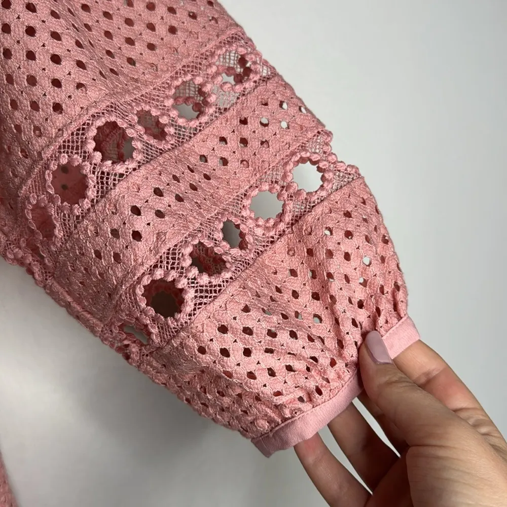 Banana Republic Factory Women’s Texture Eyelet Balloon Sleeve Blouse size S Pink - Image 6