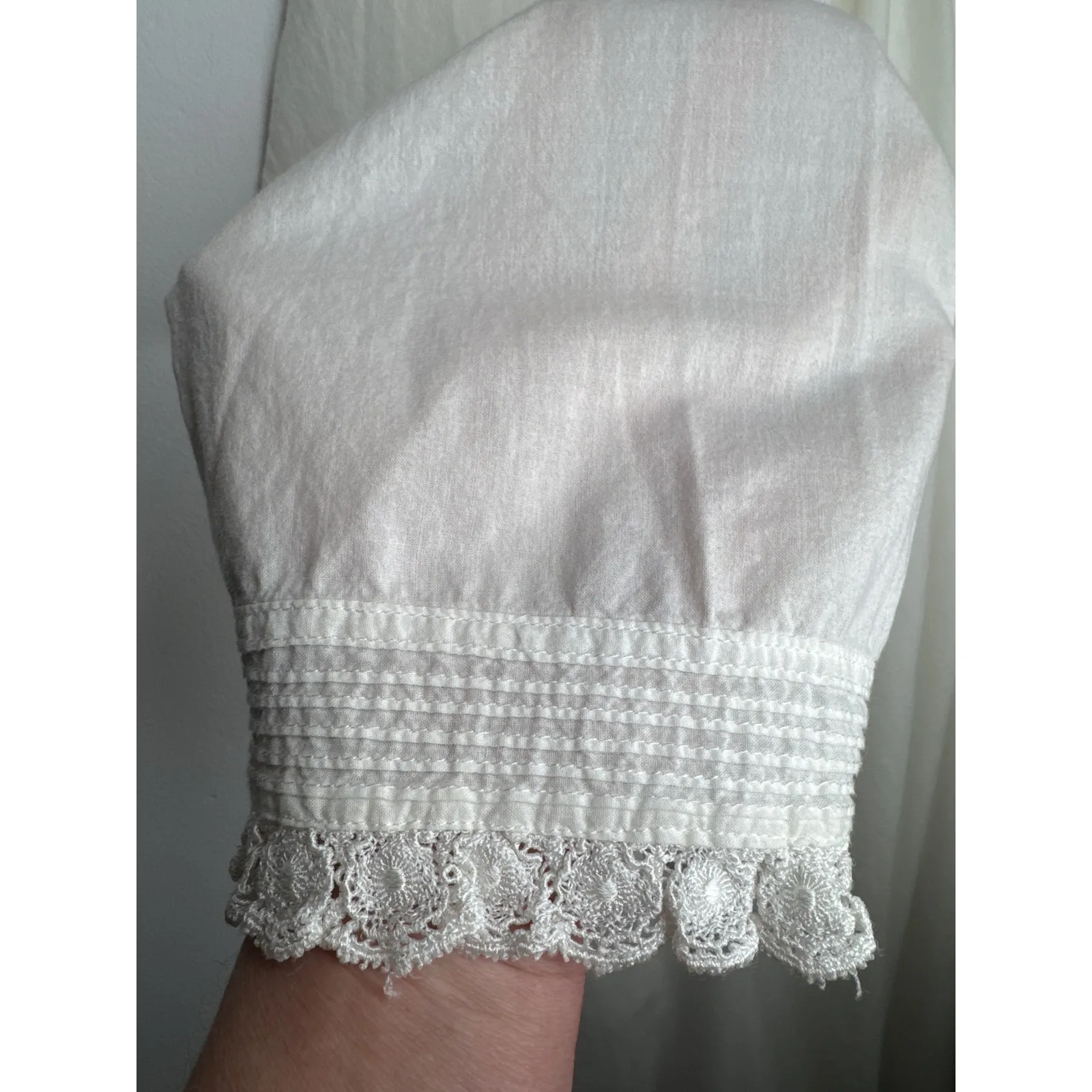 1990s Eileen West White Cotton Lace Pintuck Nightgown Medium - Image 7