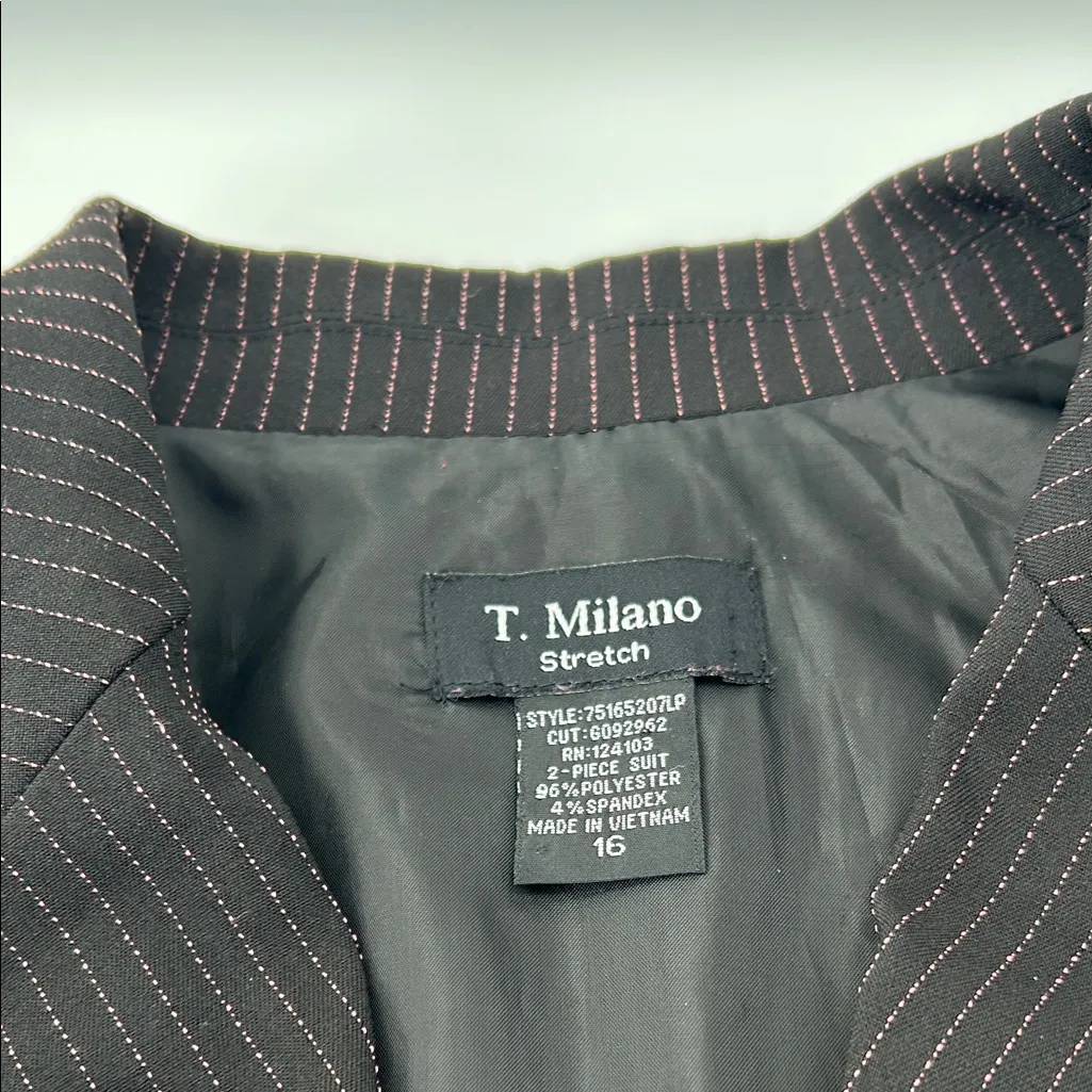 Tahari Black Pinstripe Blazer - Image 12