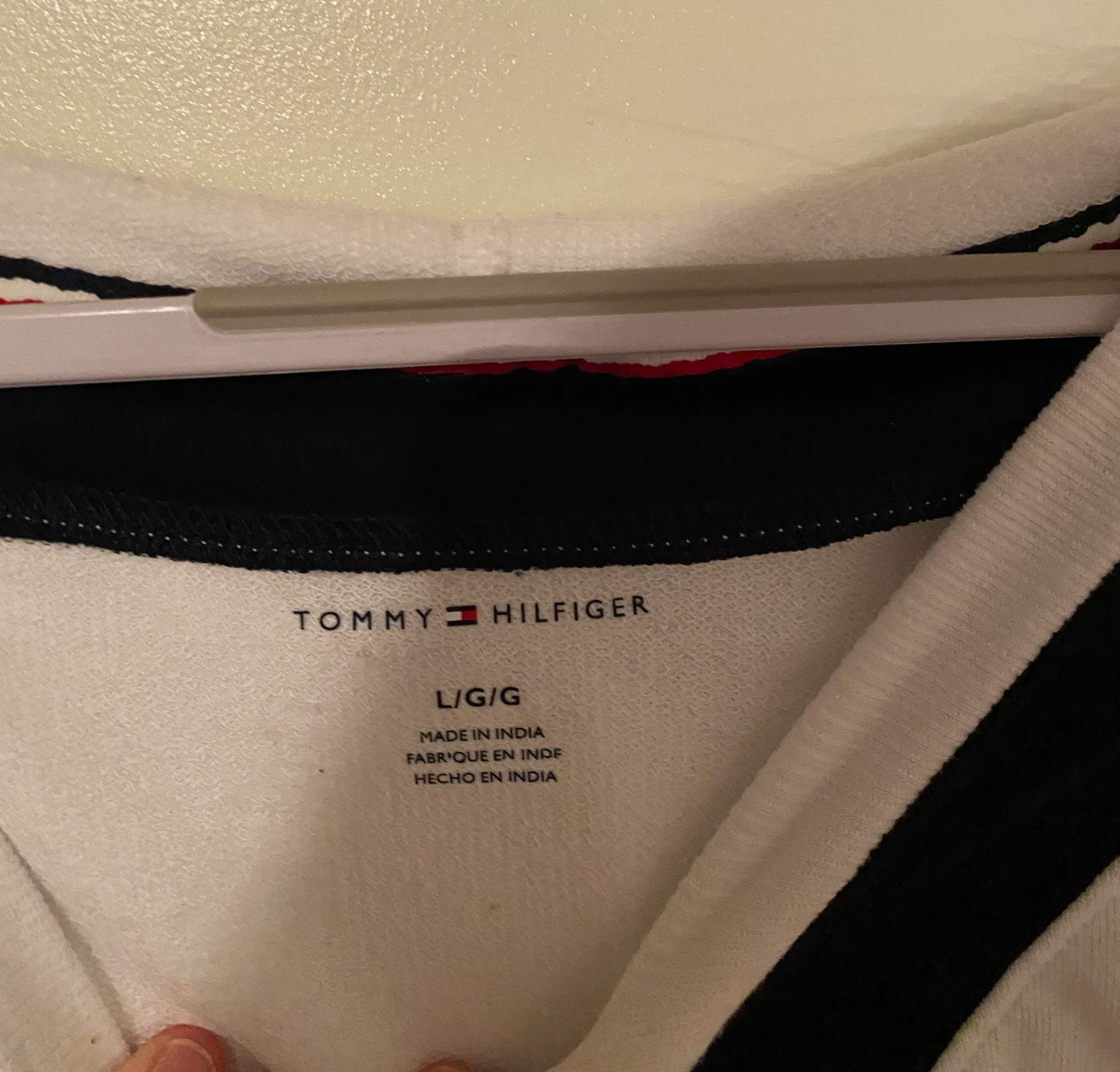 Urban Outfitters  Cropped Hoodie - Image 4