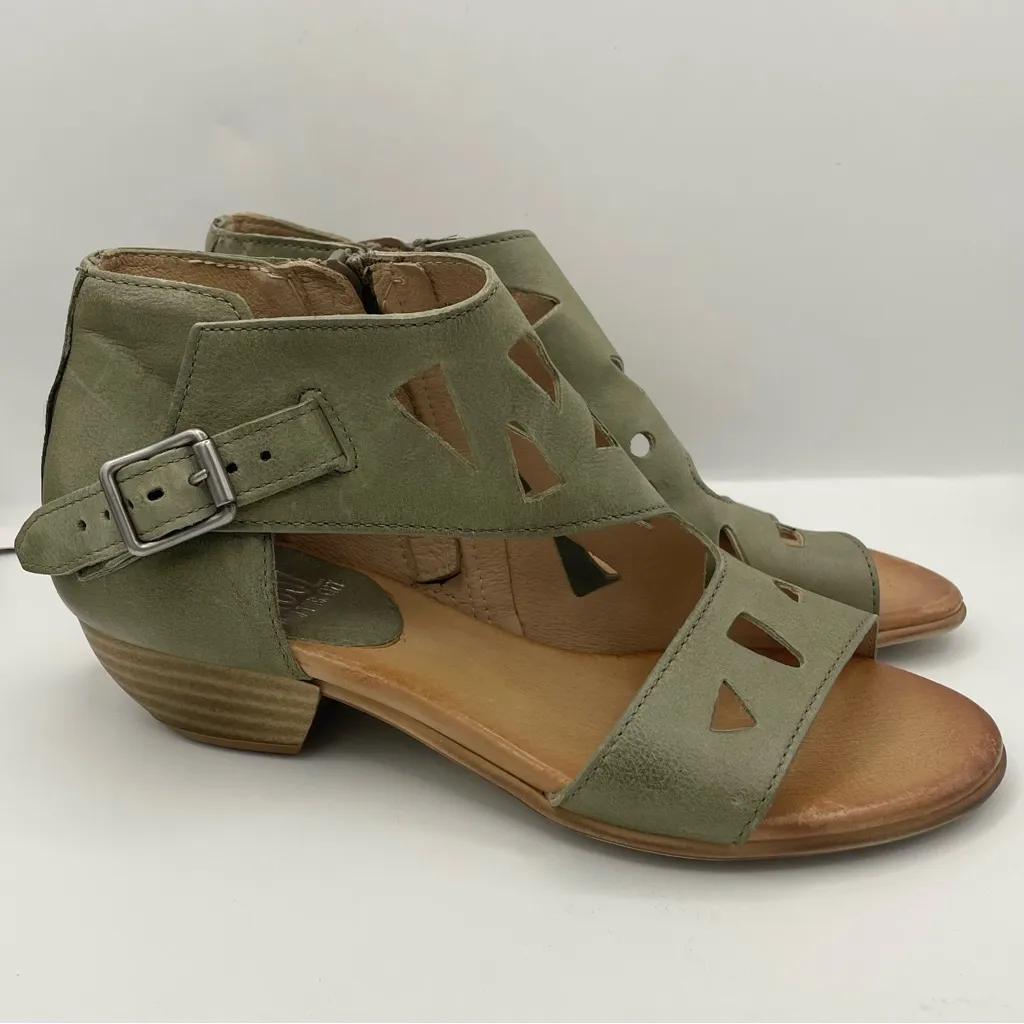 Miz Mooz cutout leather sage heeled sandals women’s Size 36/ 5.5-6 - Image 2