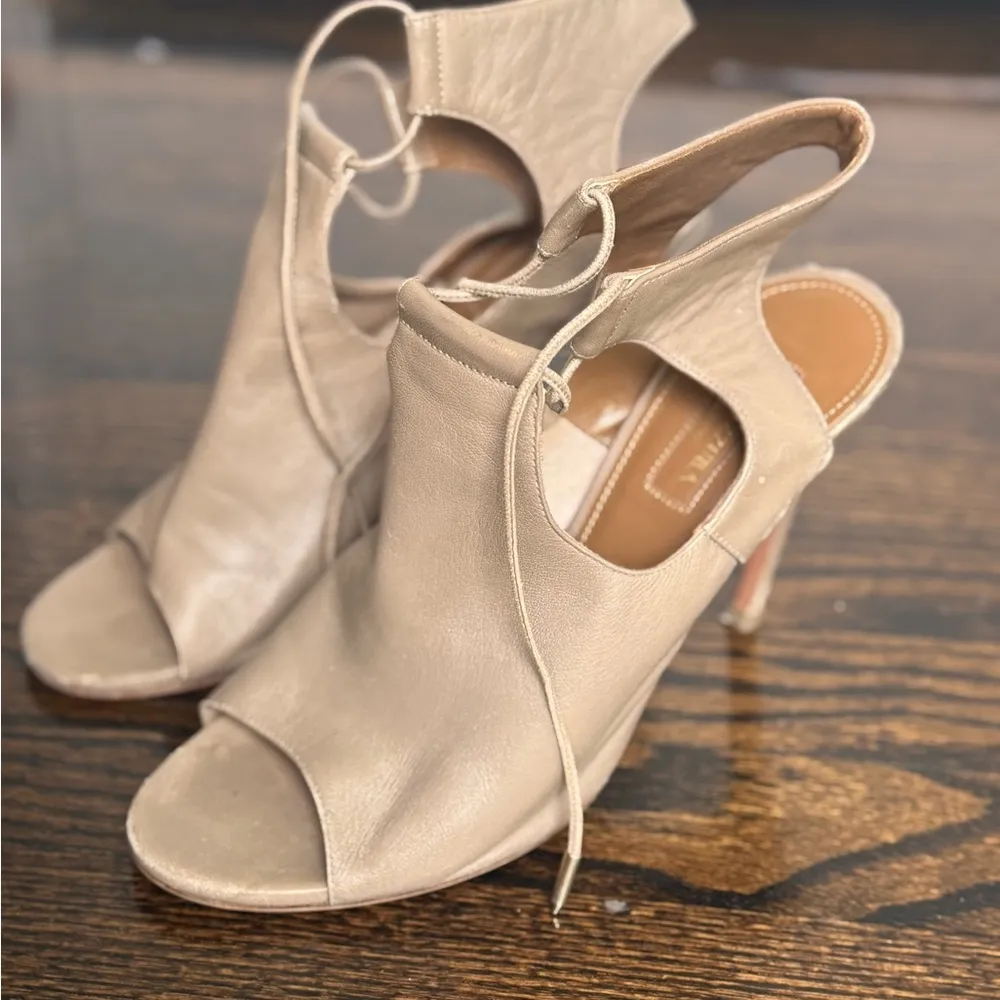 Aquazzura Tan Heels with Open Toe Size 9.5 - Image 2