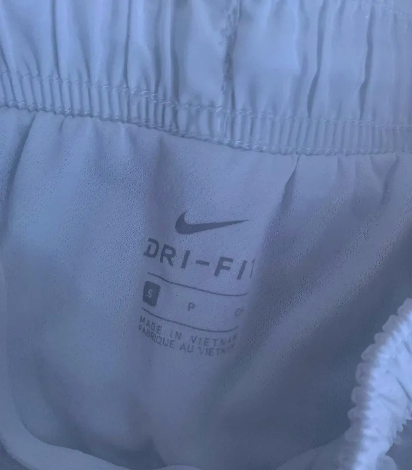 Nike white athletic shorts - Image 3