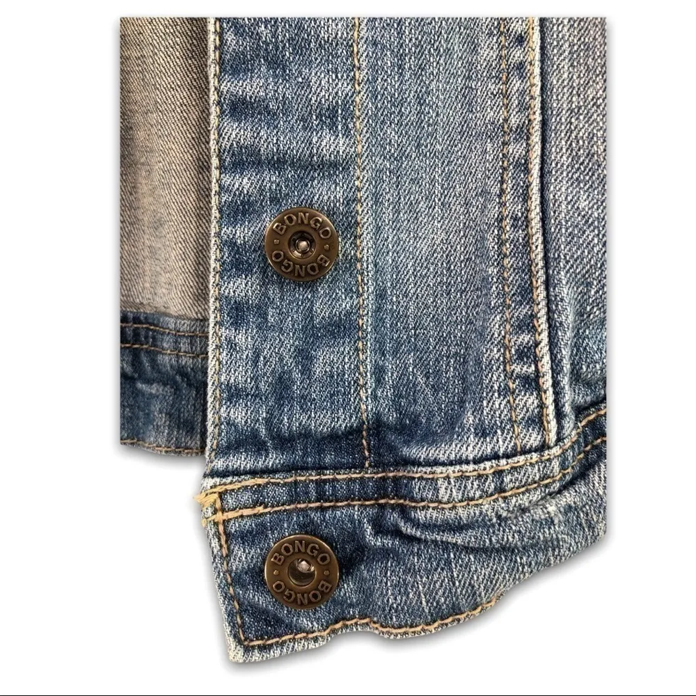 BONGO - Crop Denim Jacket  w/ Distressing - M - Image 5