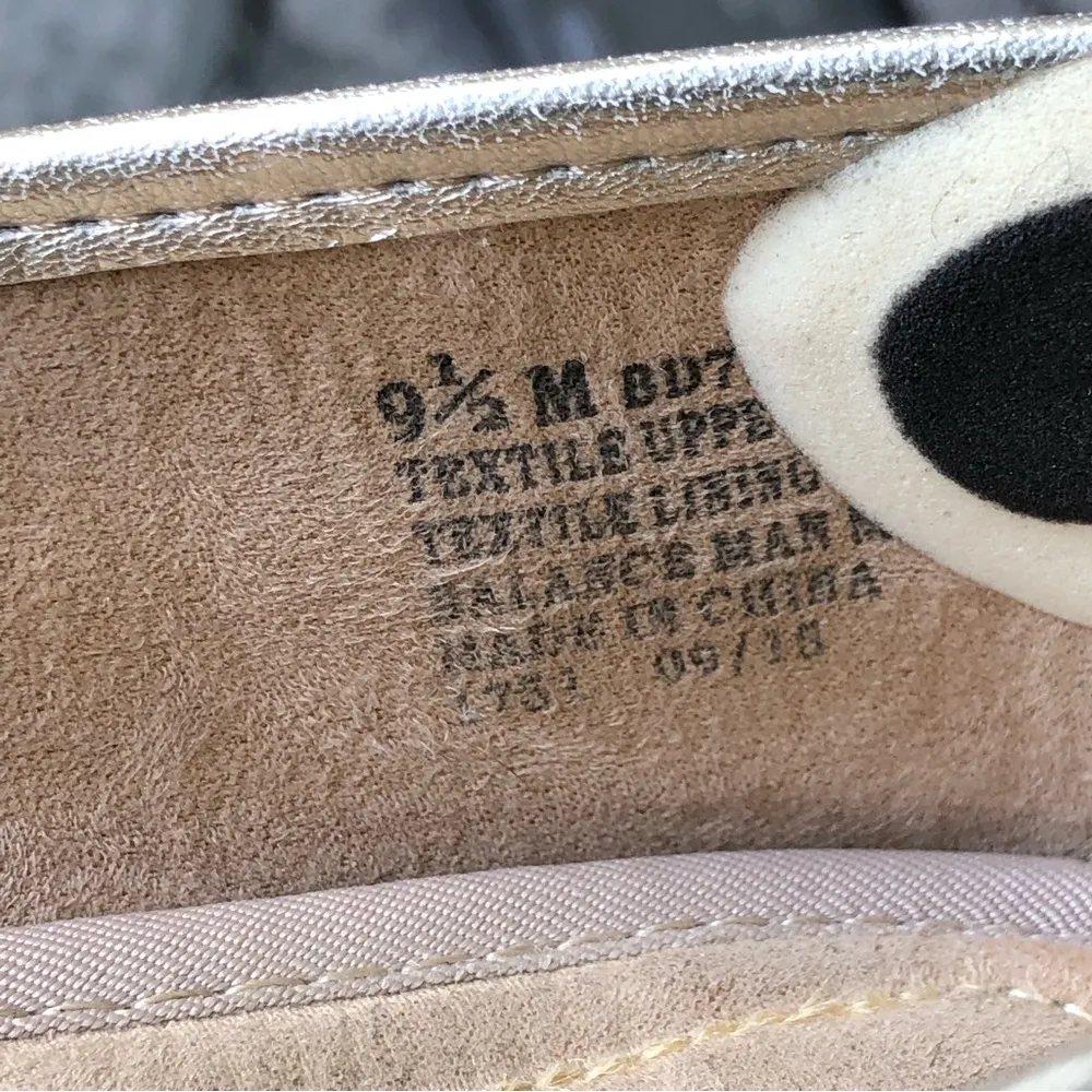 Bandolino, Manderio Sparkle Glitter Slip on Flats Women's Size 9.5 - Image 9