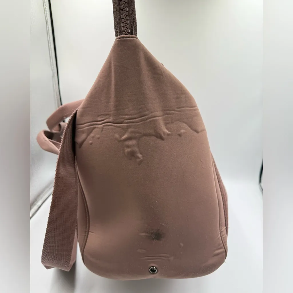 DAGNE DOVER LANDON NEOPRENE CARRYALL BAG - Image 10