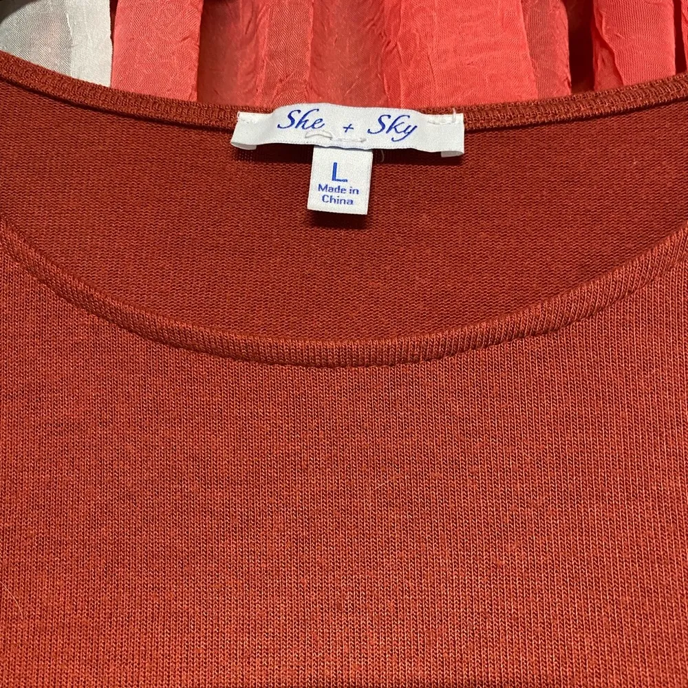 She -& Sky sweater - large - Image 2