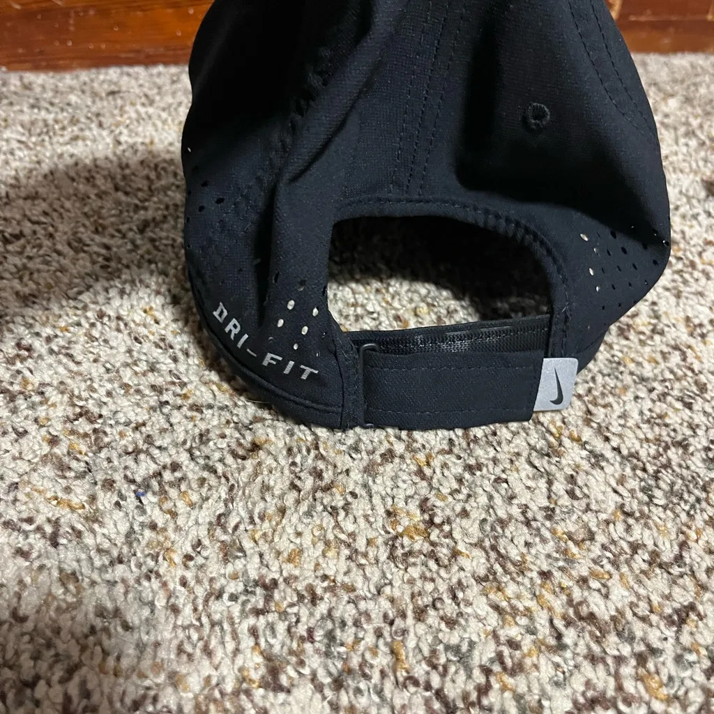 Nike  Black Dri-FIT Cap - Image 4