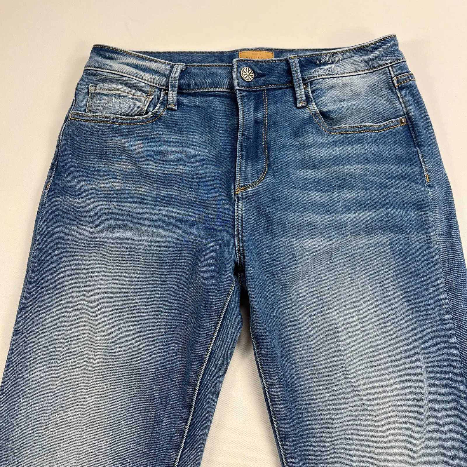 Driftwood Colette Flannel Cuff Straight Leg Mid Rise Medium Wash Jeans Size 29 - Image 9