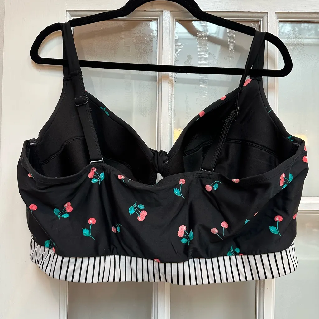 Lane Bryant Plus Size 46DDD Swim Bikini Top Swimsuit Retro Cherries Pinup Black - Image 7