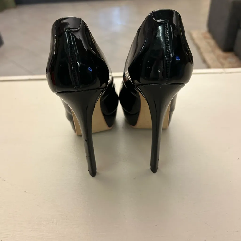 Heels Andrea Black Patent Leather Heels size 7 Like New Shiny! Stand Out!! - Image 7