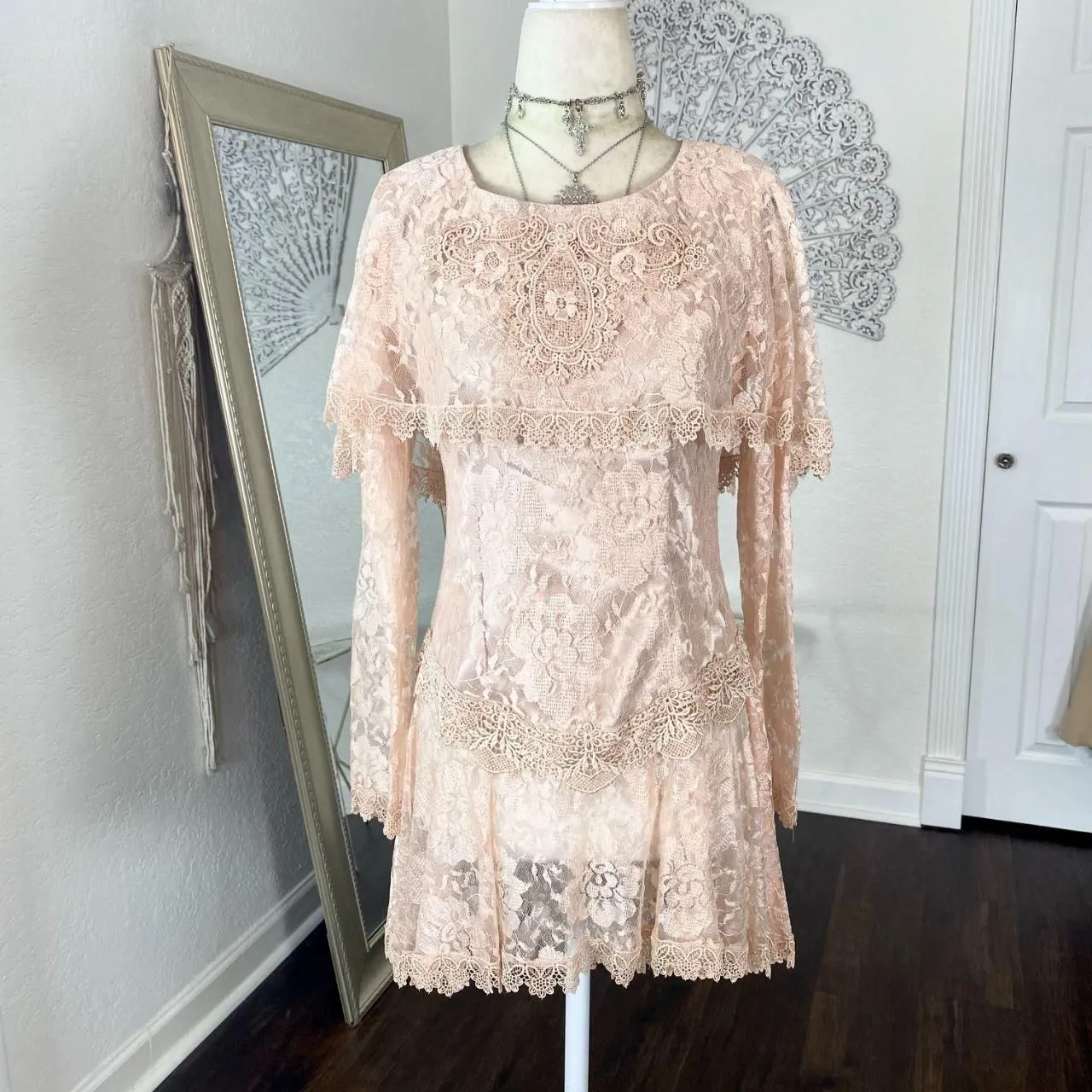Vintage Ethereal Light Blush Pink Sheer Asymmetric Lace Mini Tunic Dress S - Image 4