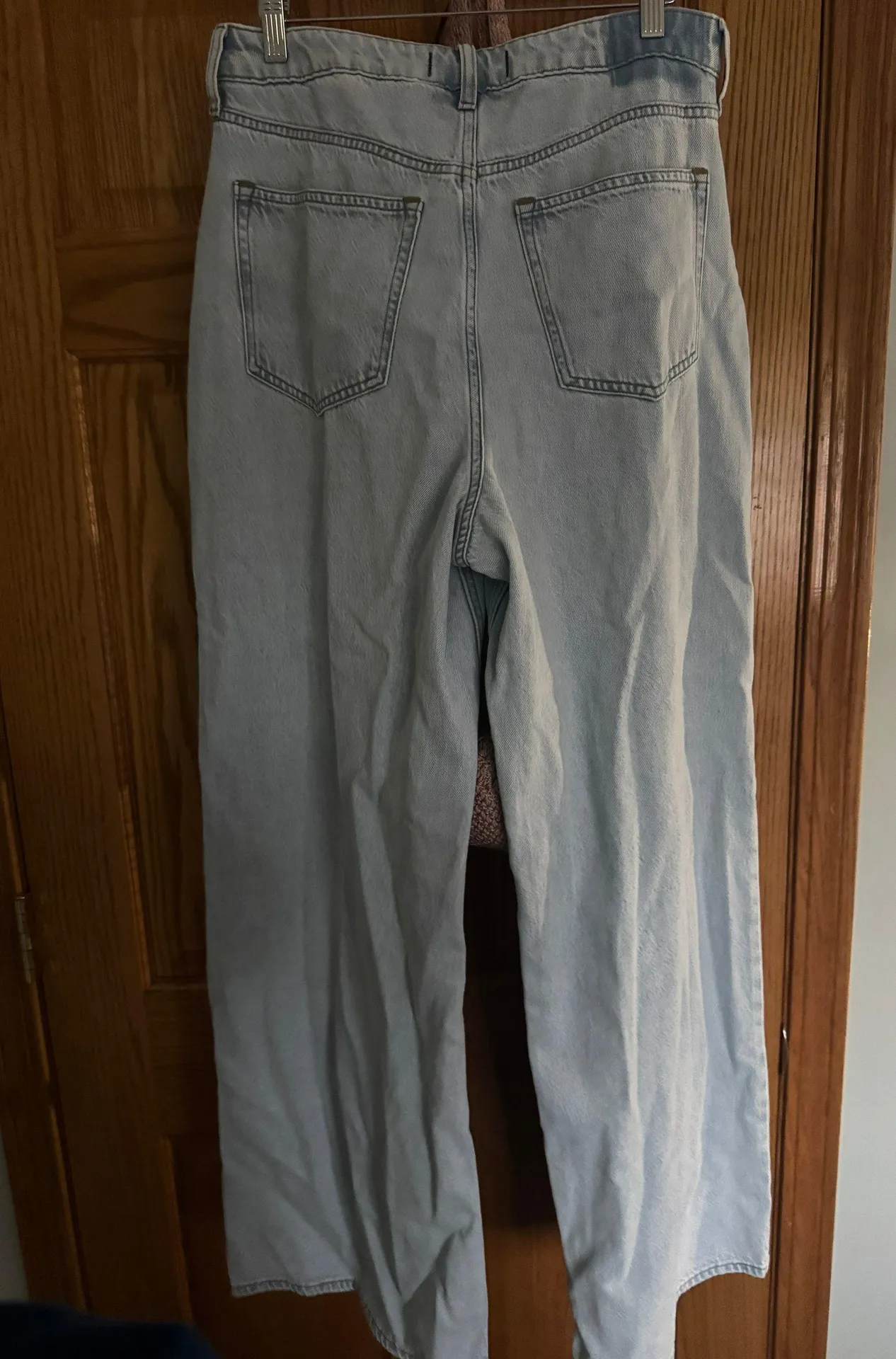 Abercrombie & Fitch Wide Leg Jeans - Image 4