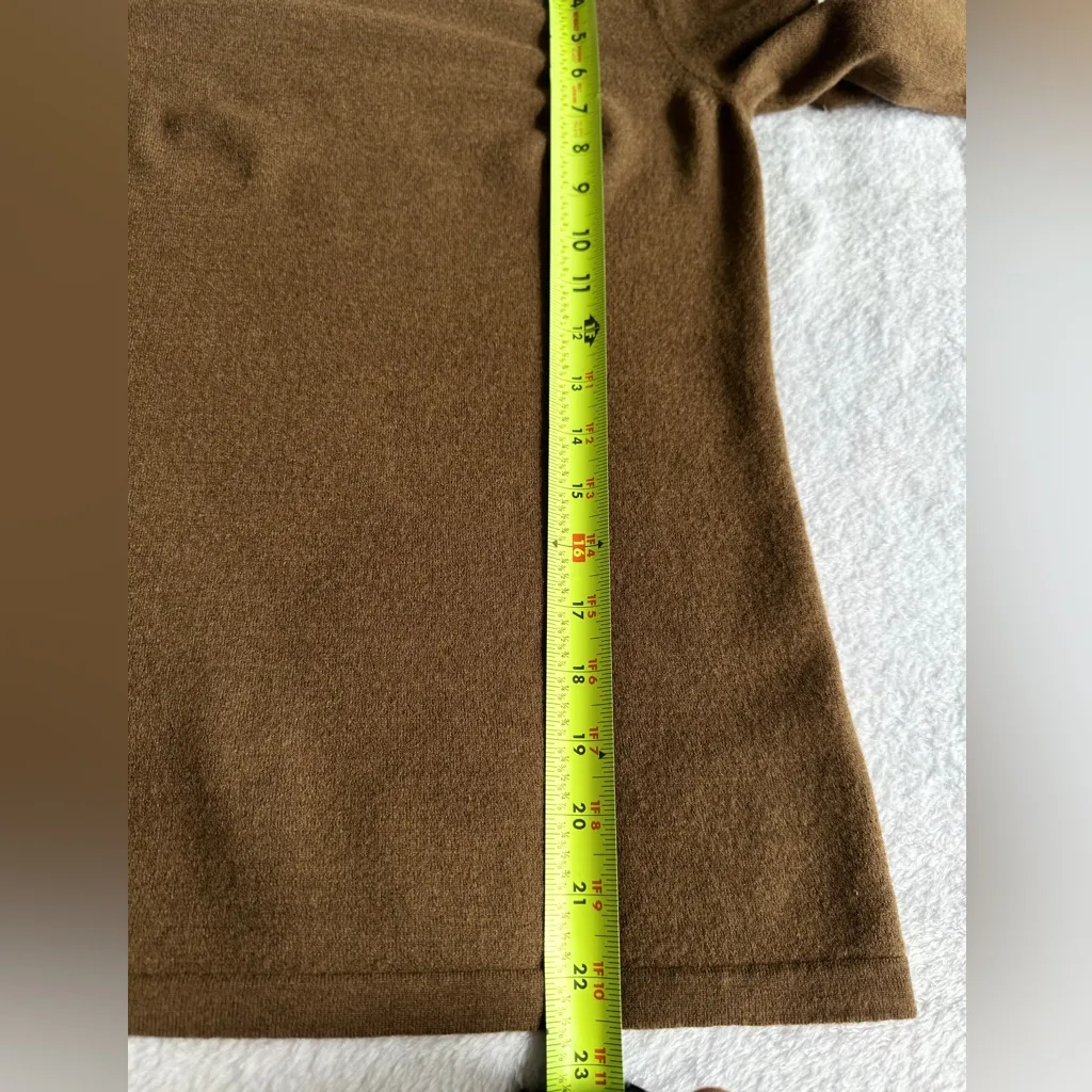 Theory Women's Brown Puffy Long Sleeve Top M - Image 8