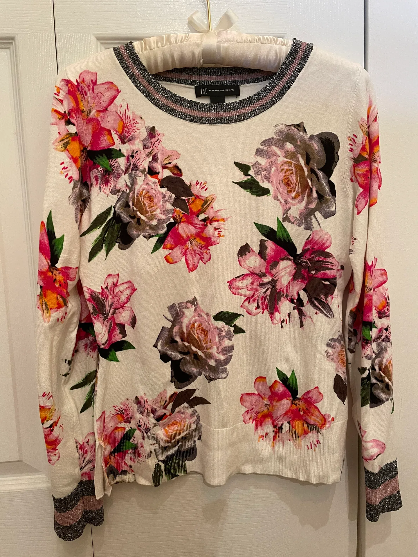 Flowered Sweater - Image 2