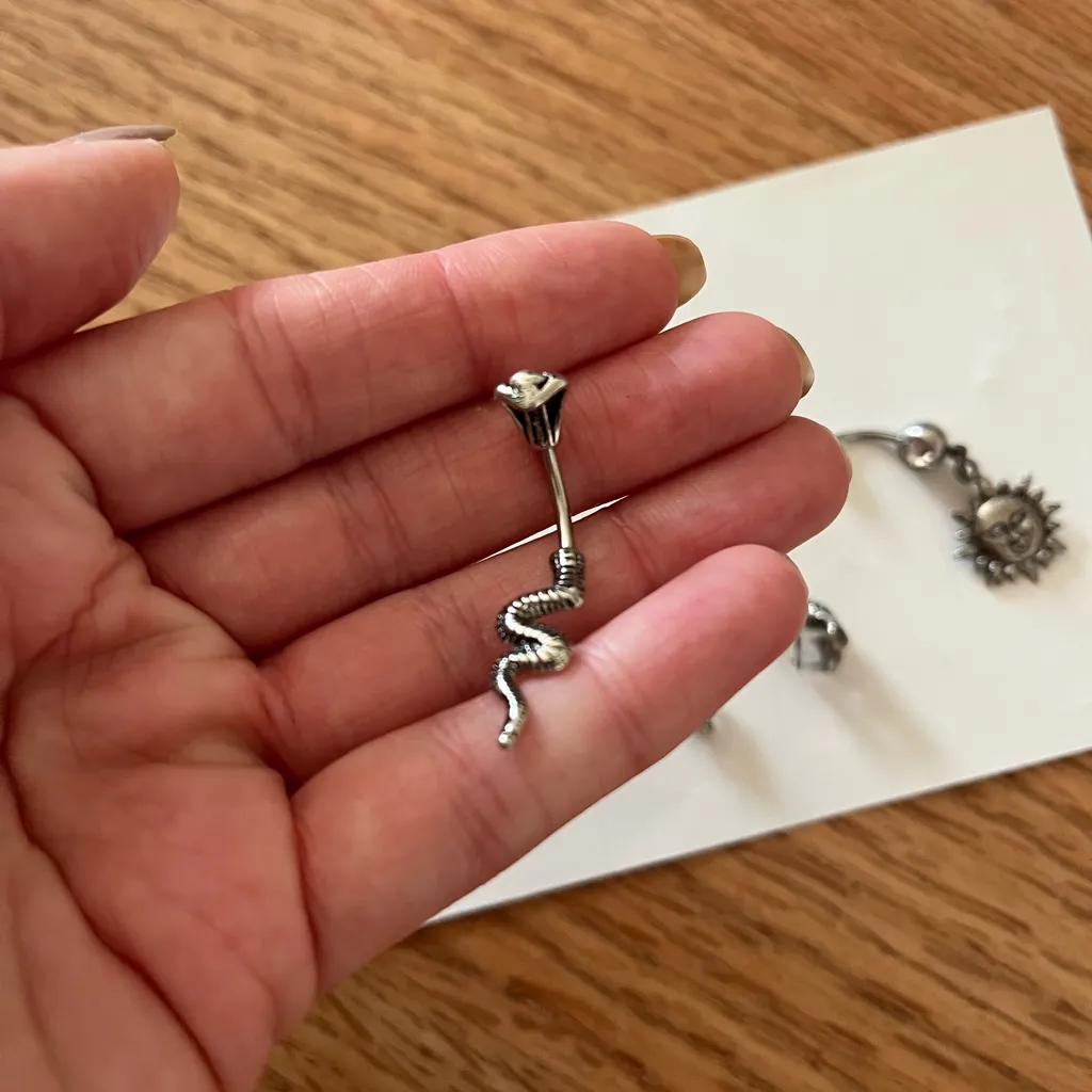 5/$25 Belly button jewelry - Image 3