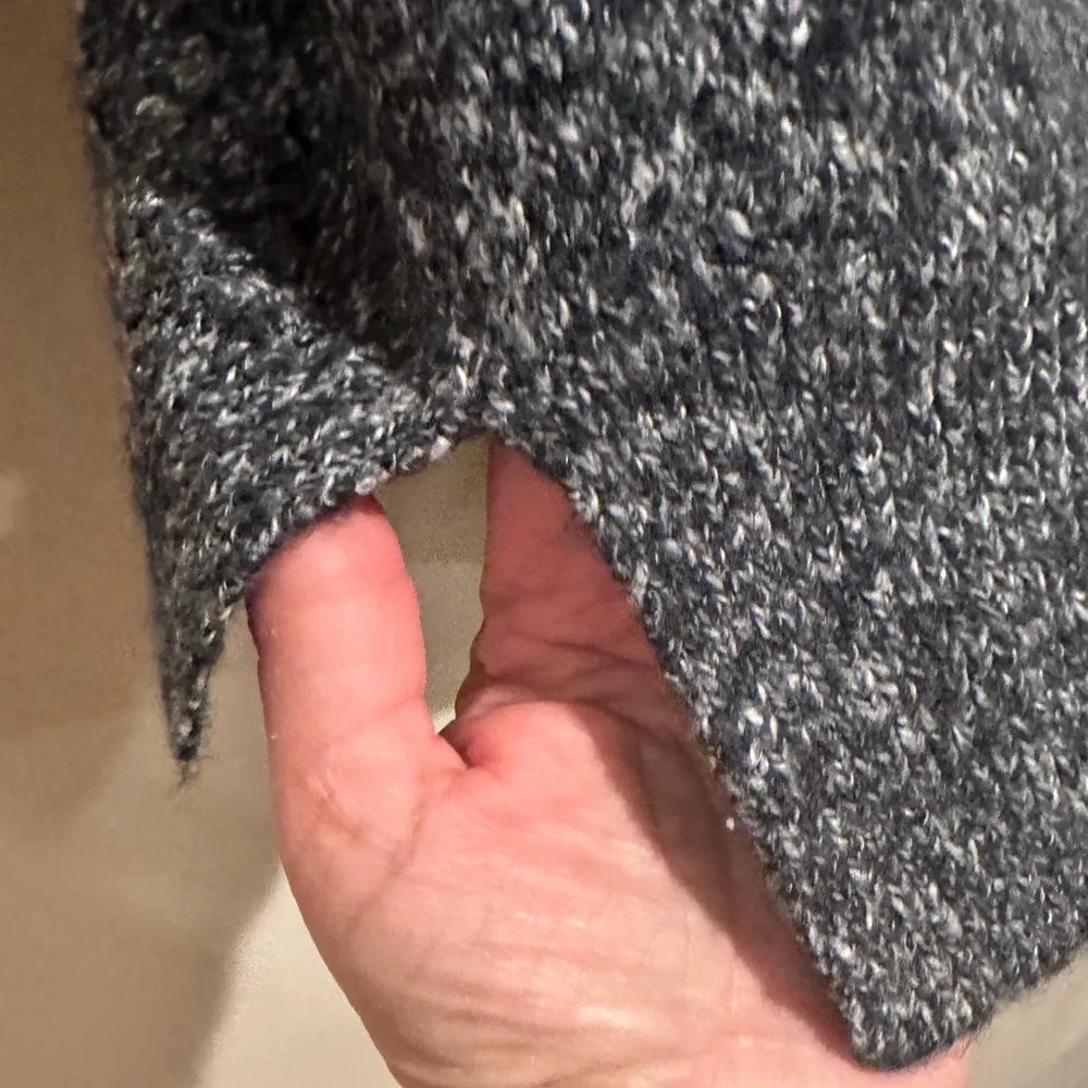 Massimo Dutti V-Neck Black White Knit Sweater Pullover long sleeve top Small - Image 3