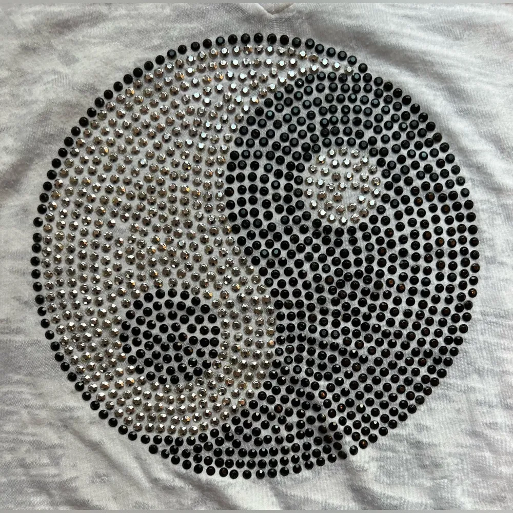 Vintage Havana | ladies embellished t-shirt. Size: L - Image 2