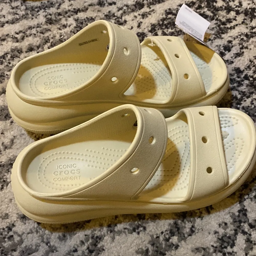 Crocs Crush Sandal size 8 - Image 3