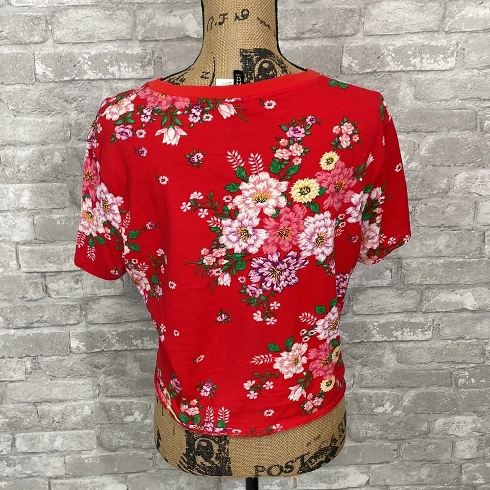 Divided Floral Cropped Tie Top - Image 3