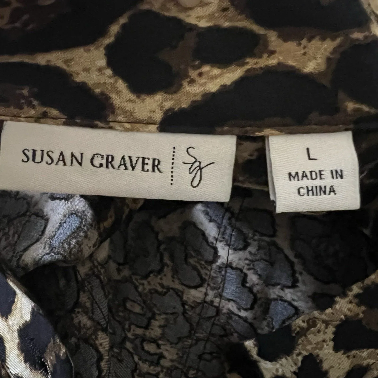 Susan Graver Button Down Top Womens L Brown Animal Print Long Sleeve Mobwife - Image 3