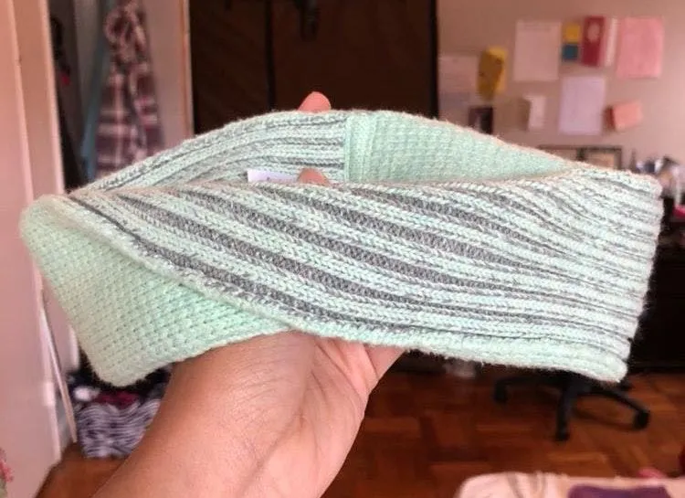 Lululemon Headband Earwarmer & scarf - Image 9