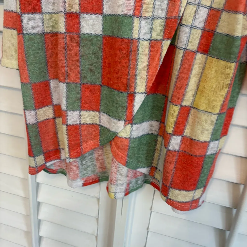 Oddy Red And Green Checkered‎ Top Size 1X - Image 3