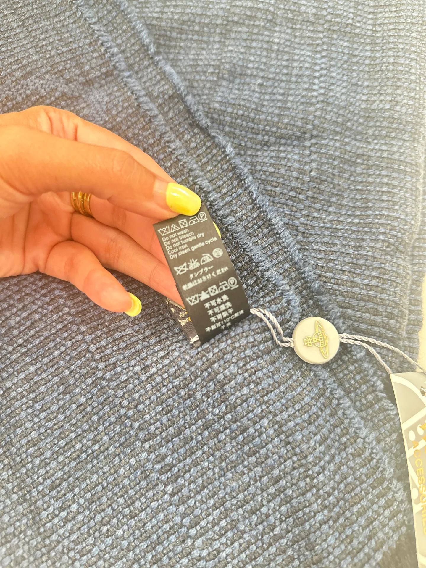 NWT  unisex ORBS Lana-wool blue knitted cape/scarf - Image 6