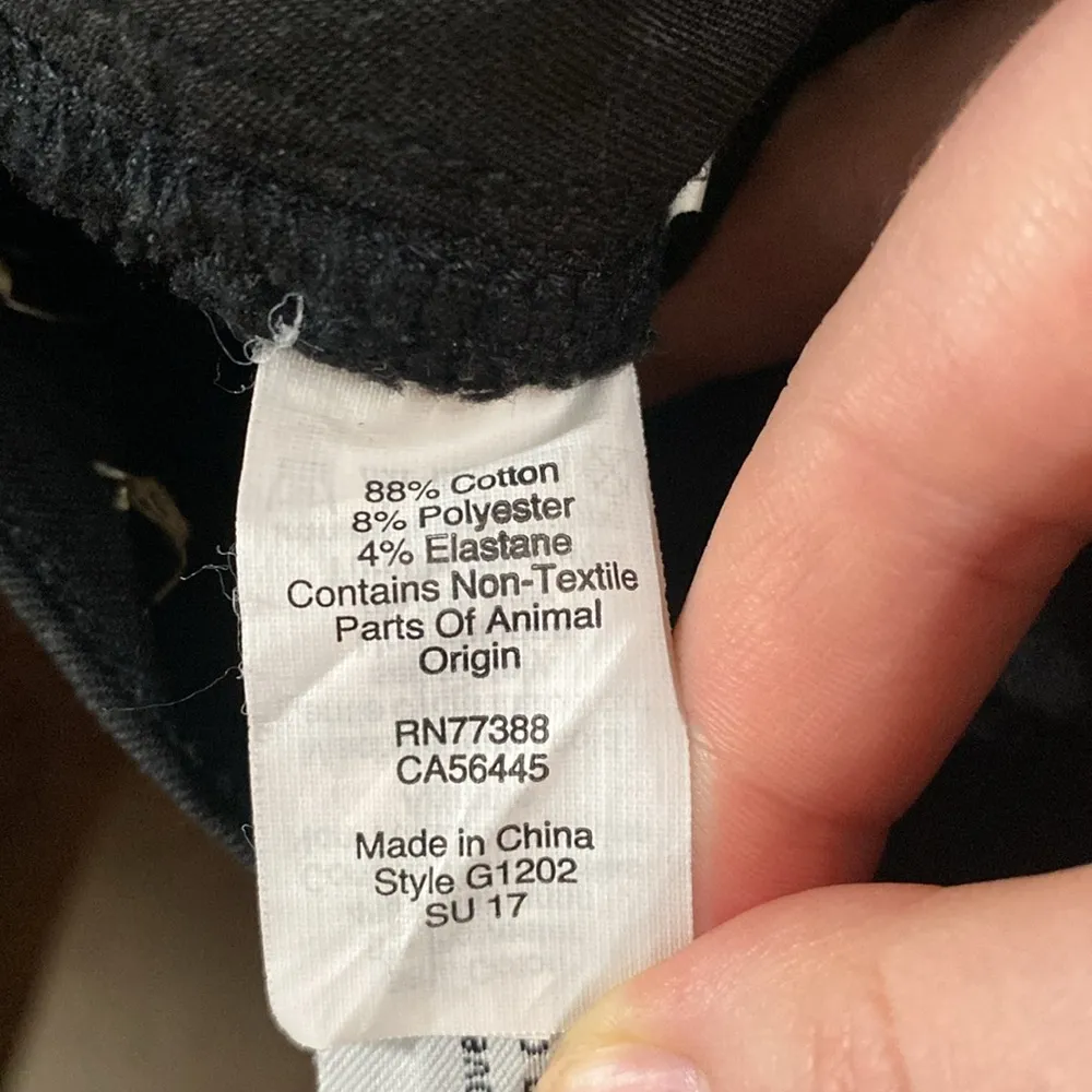 Madewell 9" High Rise Skinny Jeans in ISKO Stay Black solid black wash size 27 - Image 12