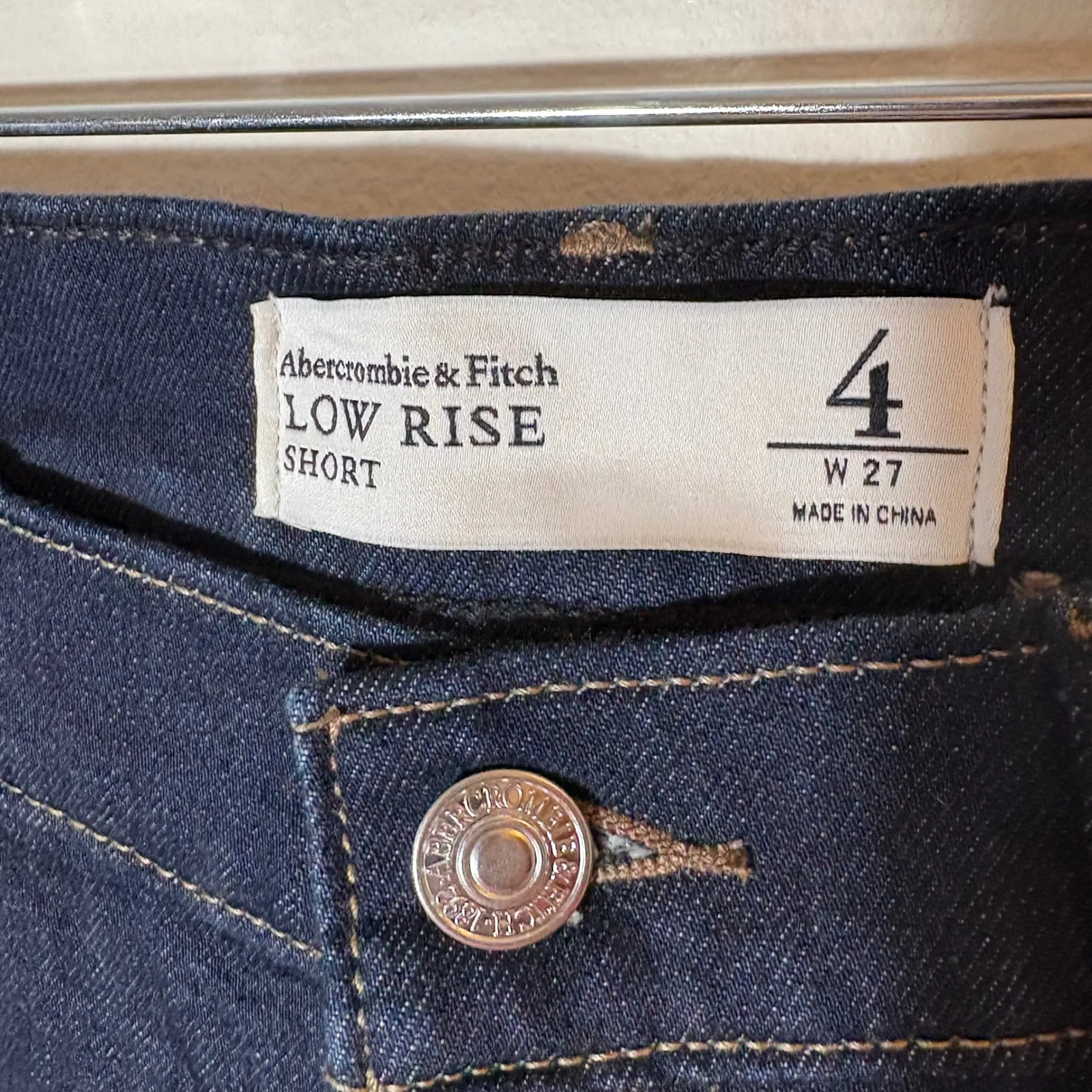 Abercrombie & Fitch Low Rise Denim Shorts Dark Wash Size 4 Cuffed Raw Hem - Image 2