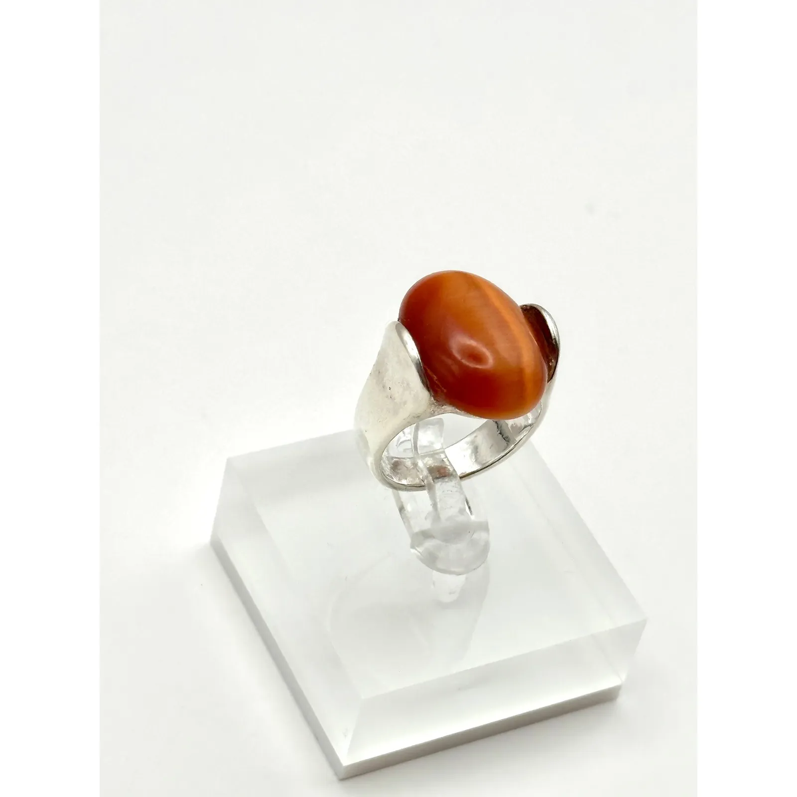 Orange Lab Cats Eye Silver Tone Ring Size 8 - Image 2