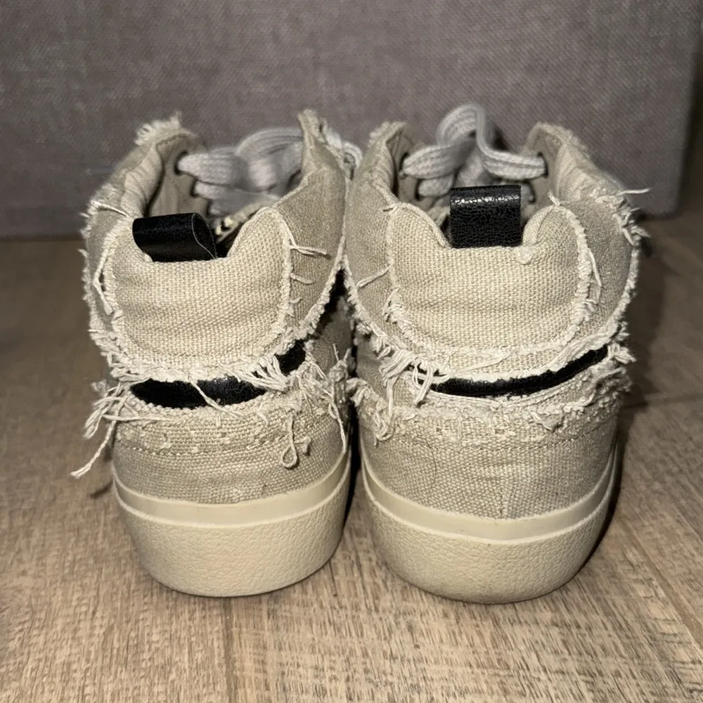 Shu Shop Paulina Hi - Image 4