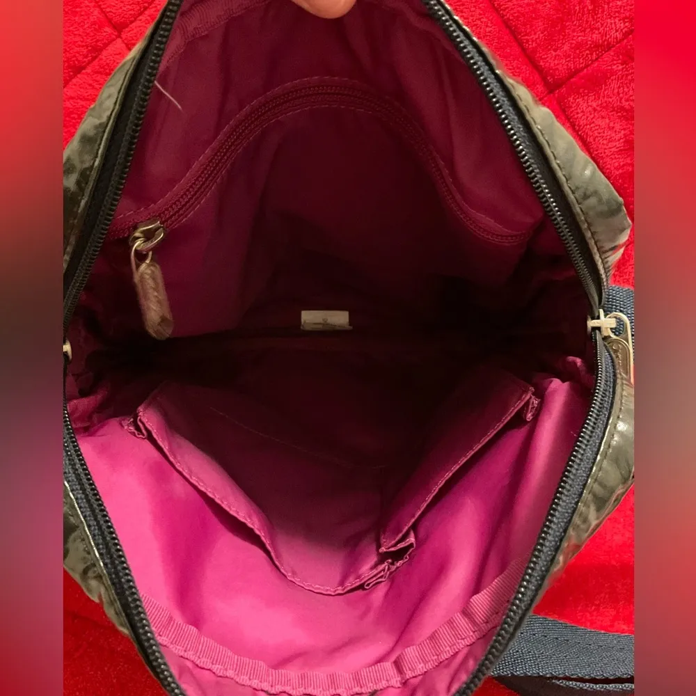 A Large LeSportsac Shiny Black Nylon Crossbody Handbag - Image 3