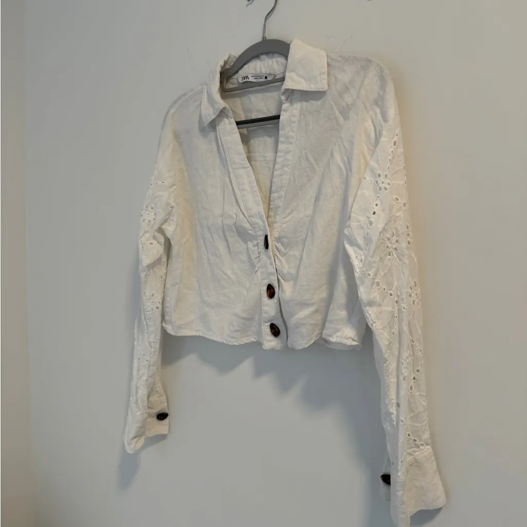 Cropped Linen button down blouse - Image 3